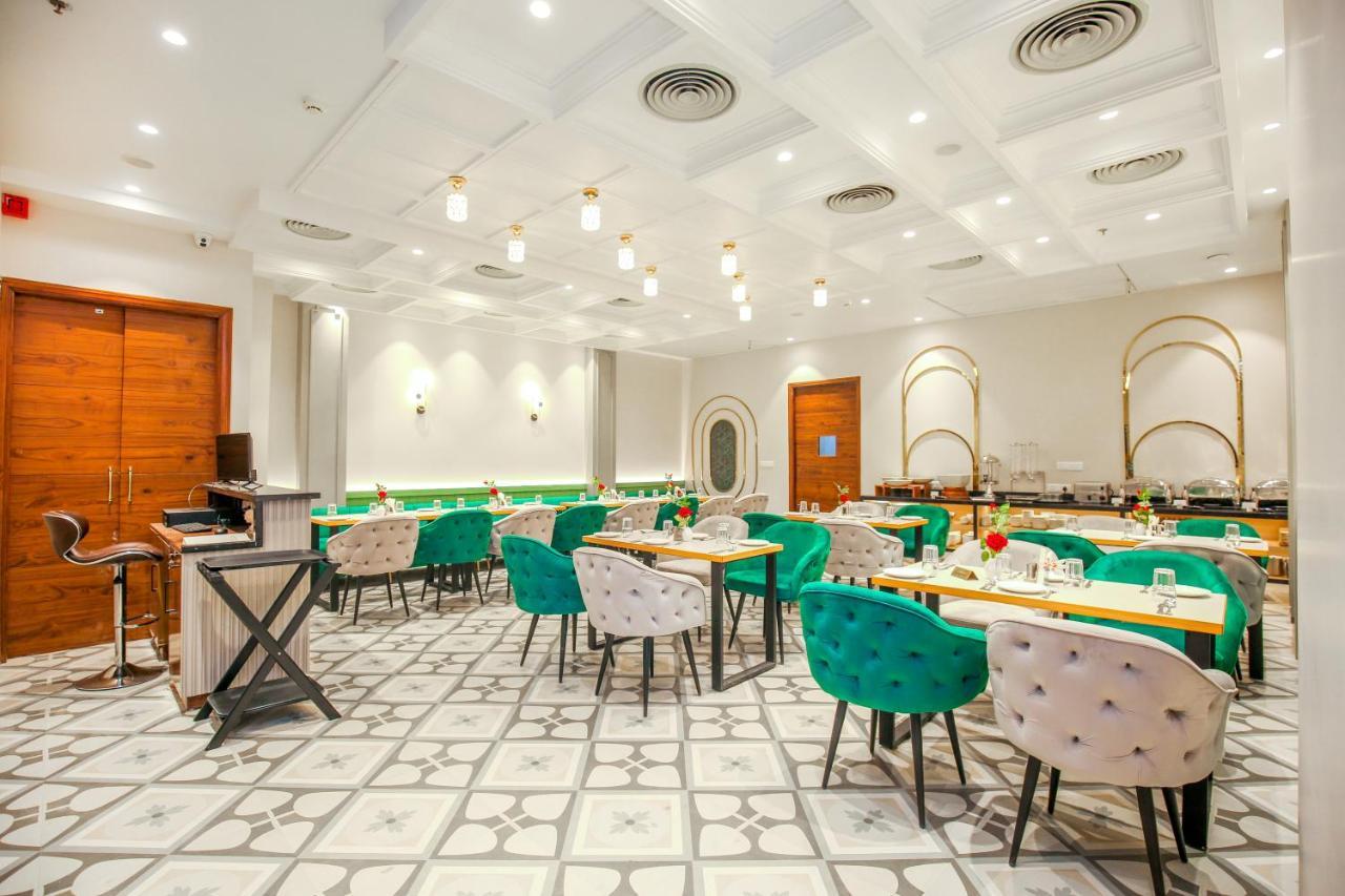 Hotel Euphoria Green Amritsar Exterior photo